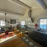 Charming Mountain Retreat Near Trails And Center Prázdninový dům *