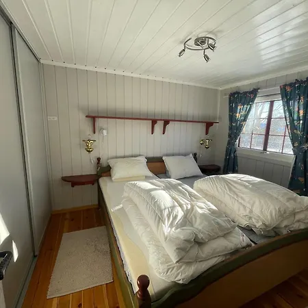 Charming Mountain Retreat Near Trails And Center Σπίτι διακοπών