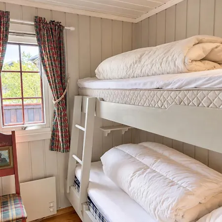 Feriehus Charming Mountain Retreat Near Trails And Center Beitostolen