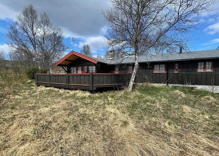 Feriehus Charming Mountain Retreat Near Trails And Center